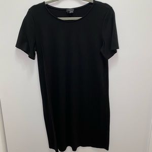 Black basic dress